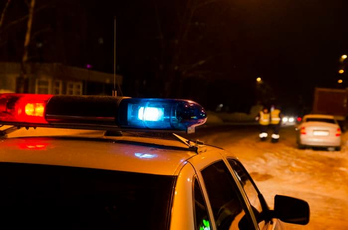 Улицу Дзержинского очистили от снега и от машин