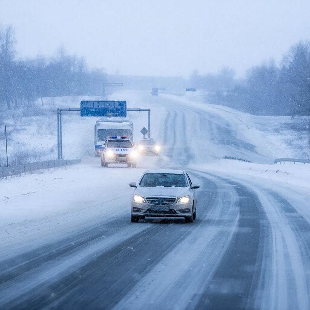 Как правильно обгонять машину ДПС и не нарваться на штраф: инструкция для водителя