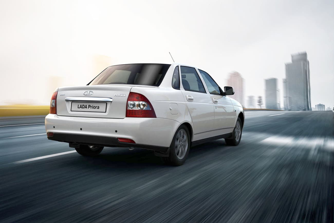 СМИ сообщают о прекращении производства Lada Priora и Granta с июня