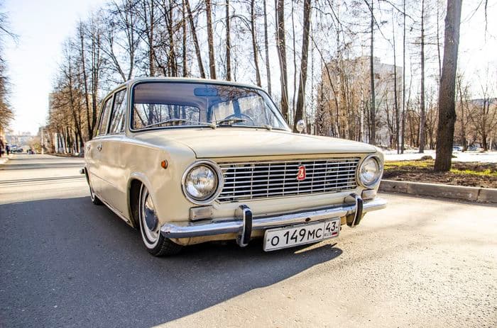 Живая история в оригинале: тест-драйв «копейки»