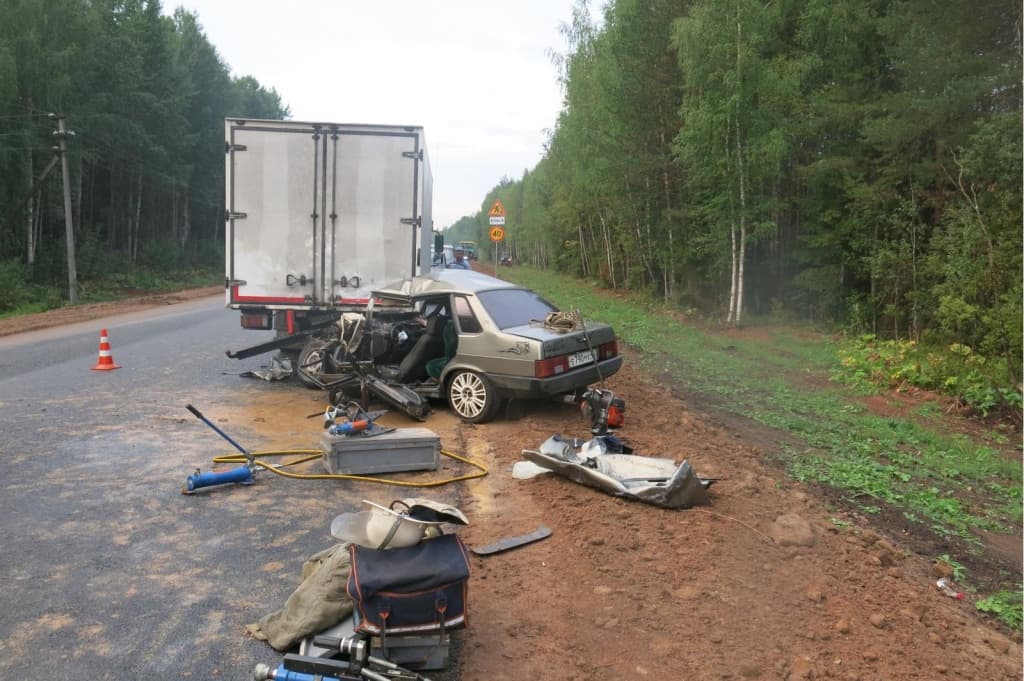 Две женщины погибли в аварии в Котельничском районе