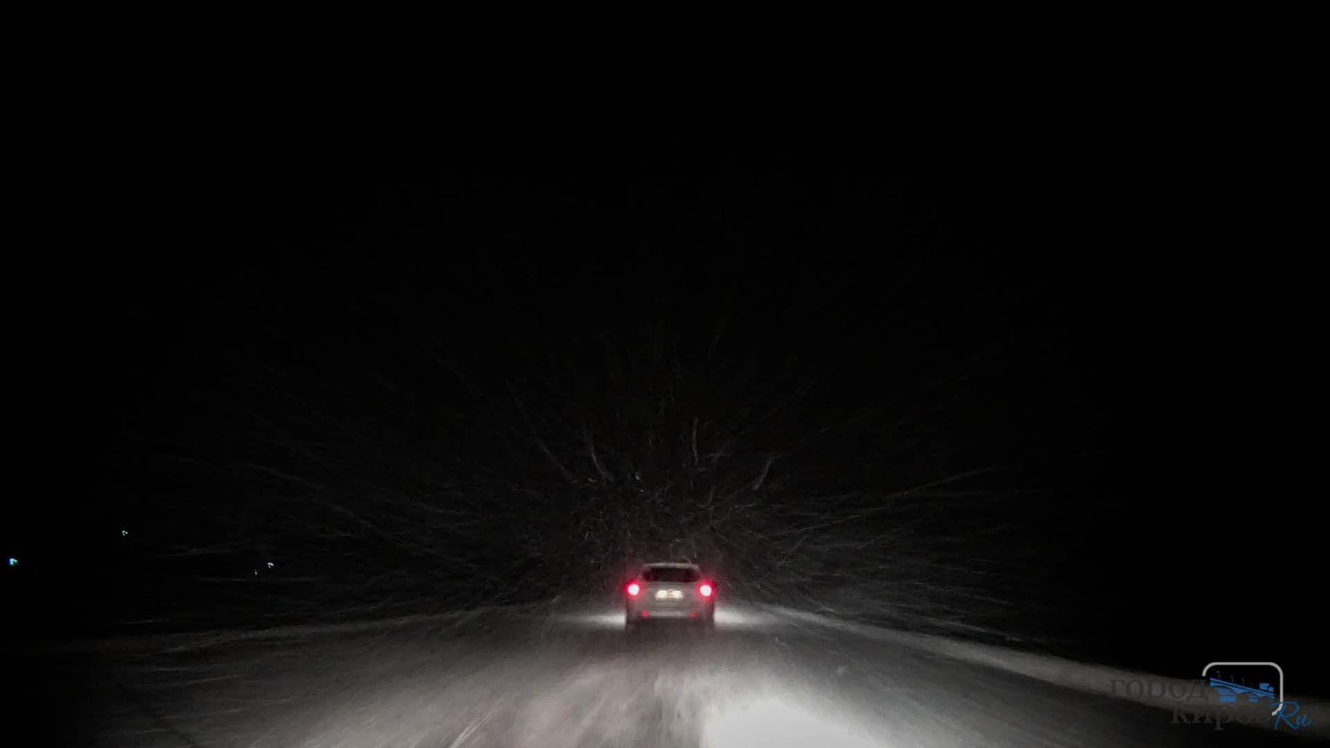 Пьяный водитель покалечил женщину, идущую по дороге