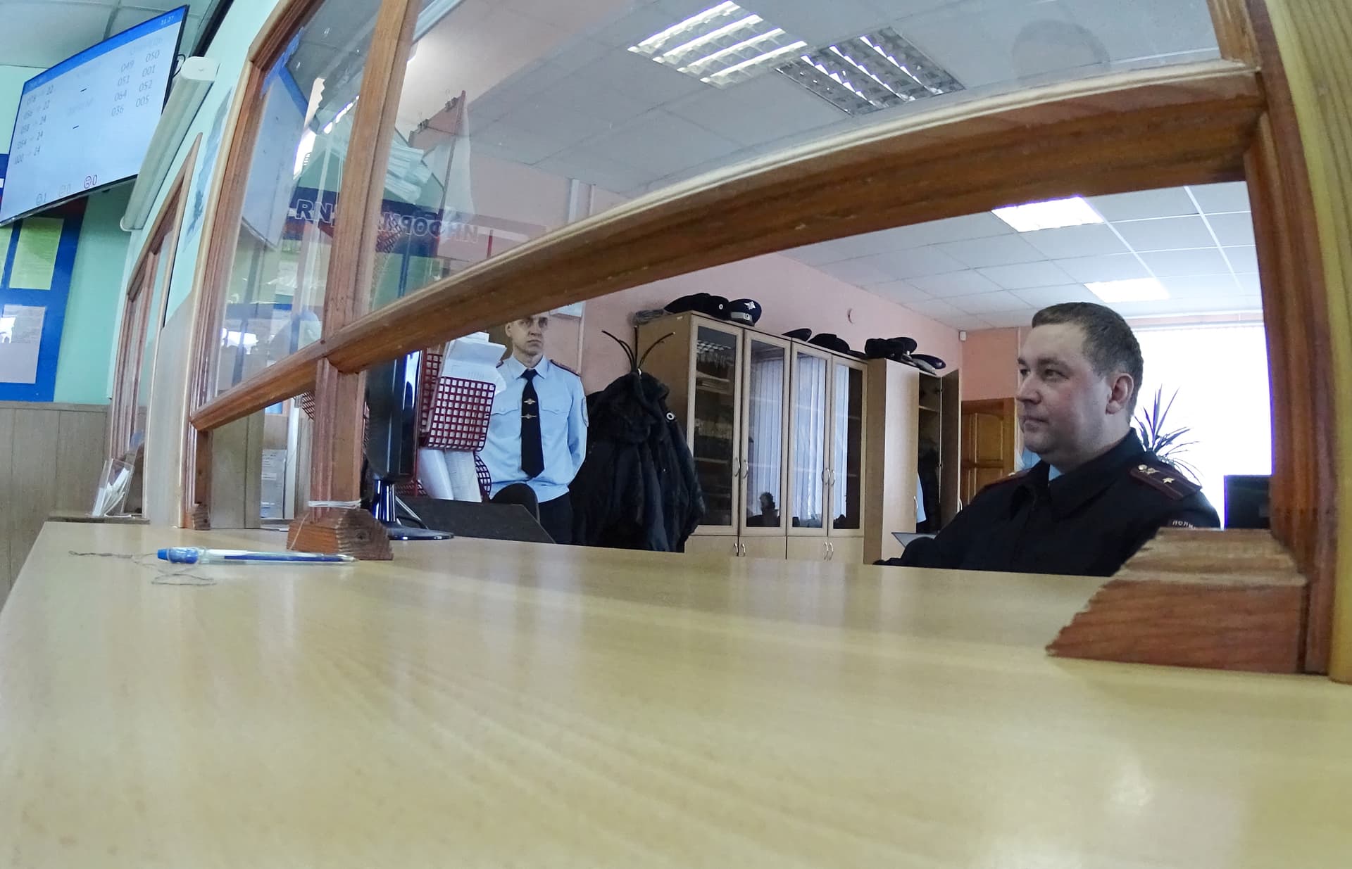 Водительское можно заменить на 10 лет