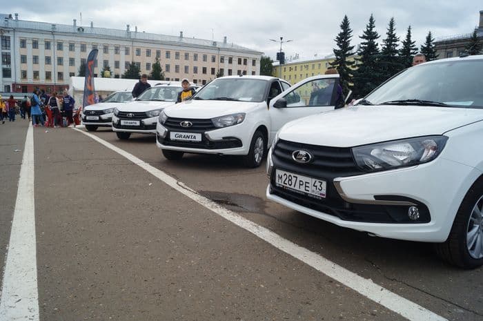 В минувшие выходные Киров увидел новую Lada Granta