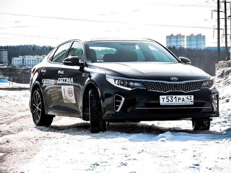 Тест-драйв Kia Optima: забудь про её страшных подруг