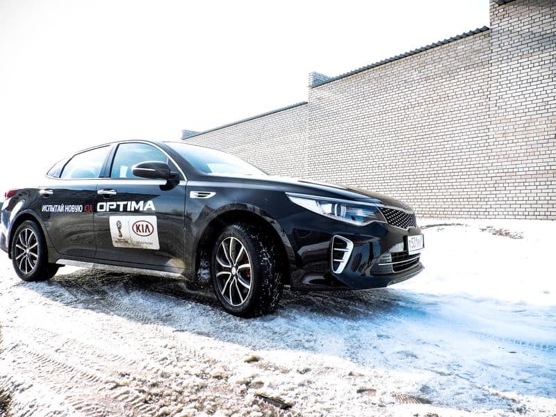 Тест-драйв Kia Optima: забудь про её страшных подруг