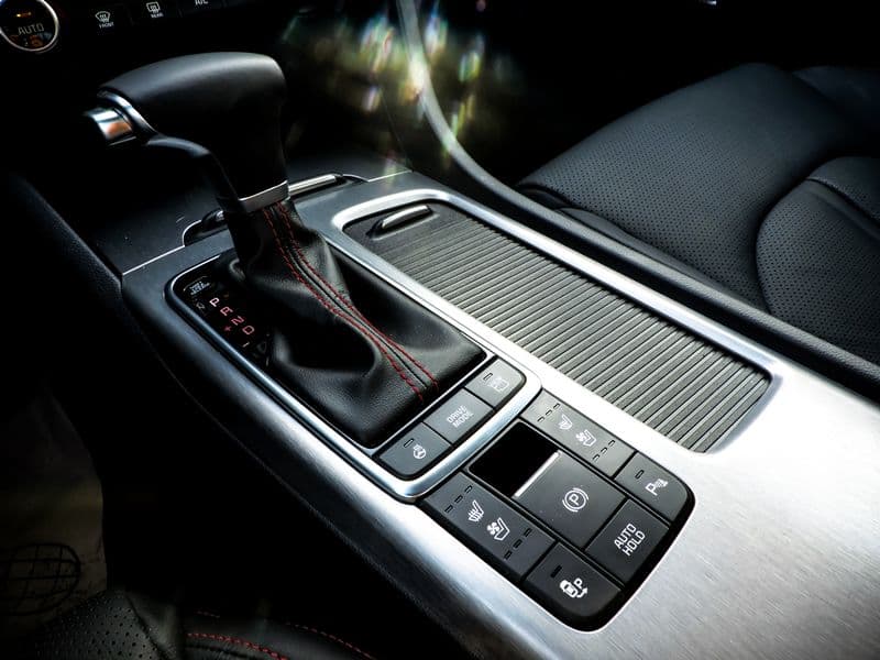 Тест-драйв Kia Optima: забудь про её страшных подруг