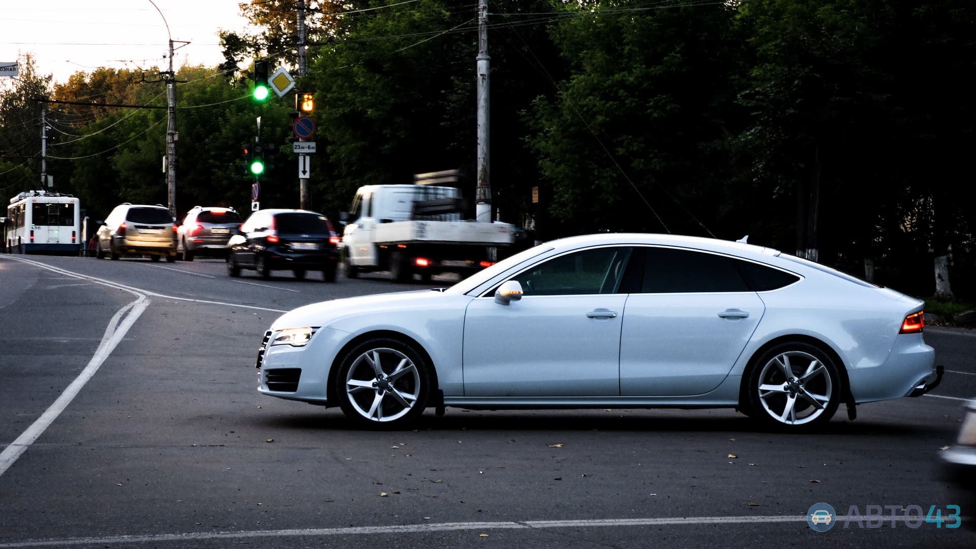 Тест-драйв Audi A7: лифтбеки бывают не только семейными