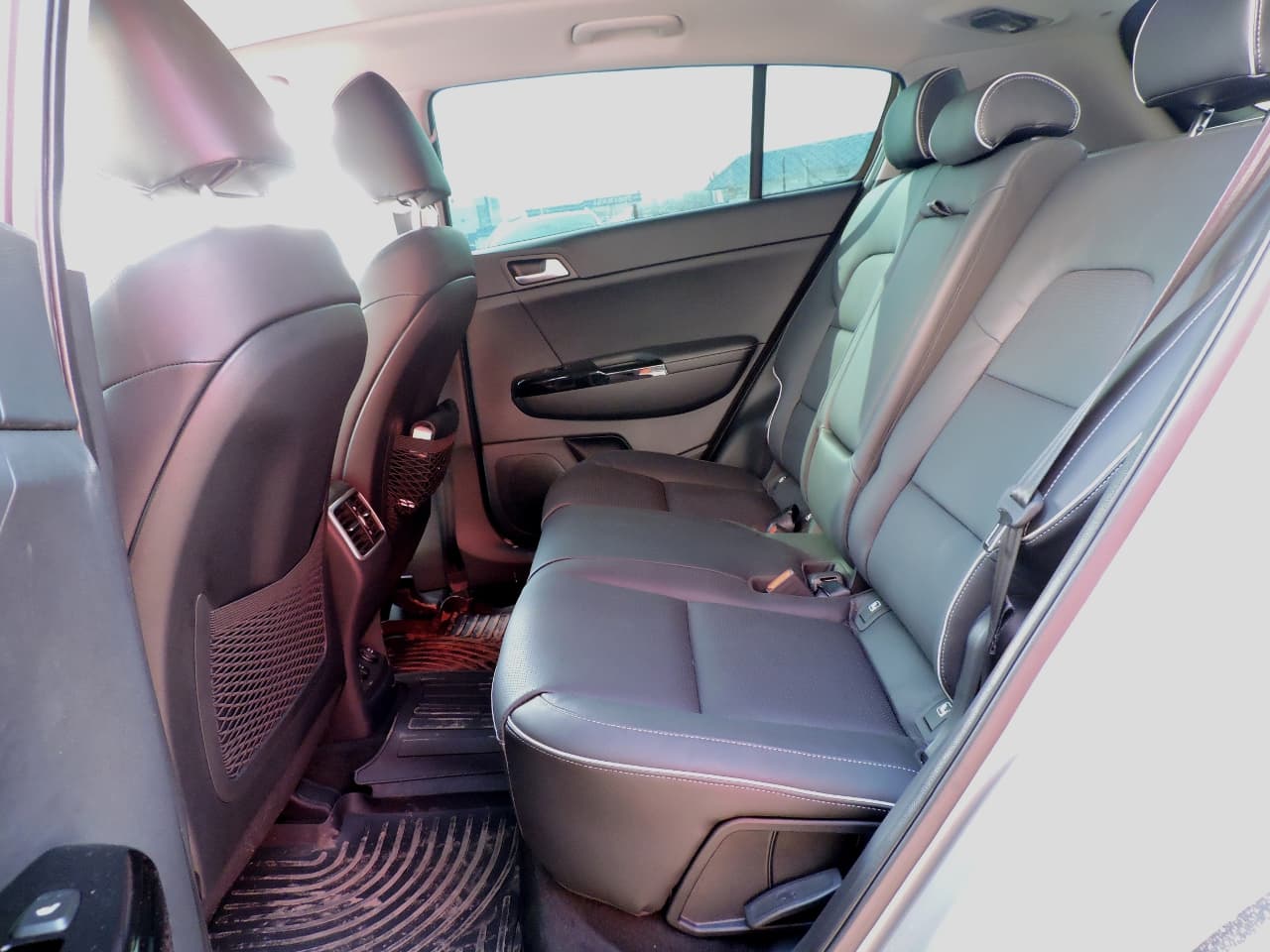 Экспресс-драйв Kia Sportage 2016: как выйти сухим из воды?