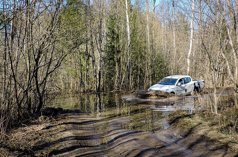 Тест-драйв Mitsubishi L200: я готов стать фермером