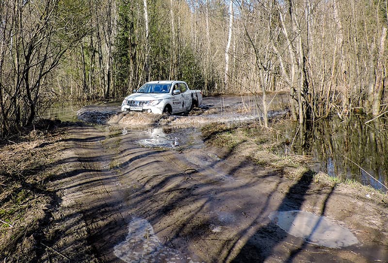 Тест-драйв Mitsubishi L200: я готов стать фермером