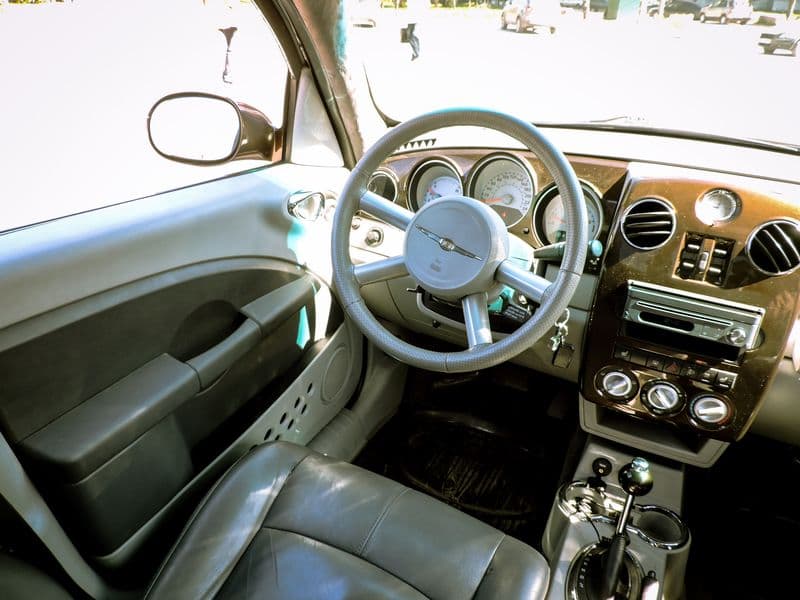 Тест-драйв Chrysler PT Cruiser Pickup: шею не сверни!