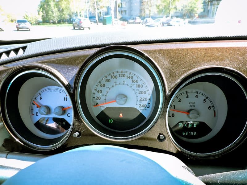 Тест-драйв Chrysler PT Cruiser Pickup: шею не сверни!