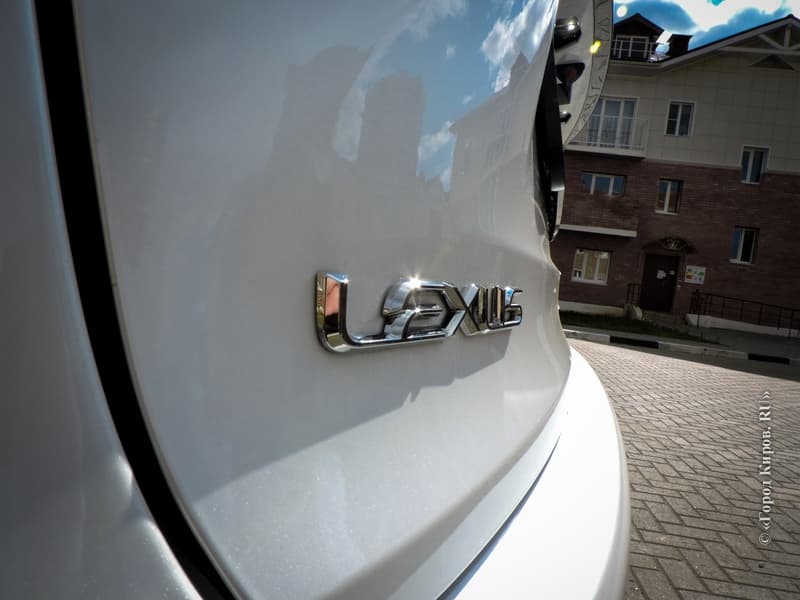 Тест-драйв Lexus NX: гражданский космолет в городских джунглях