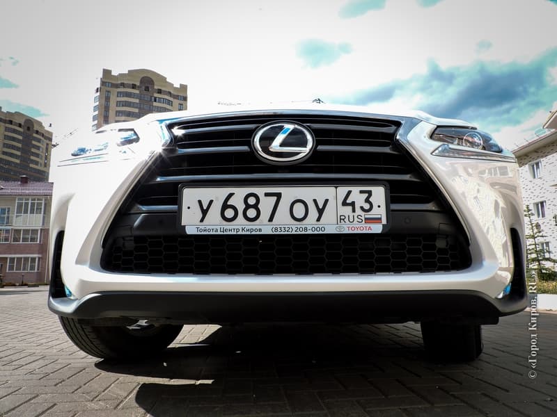 Тест-драйв Lexus NX: гражданский космолет в городских джунглях