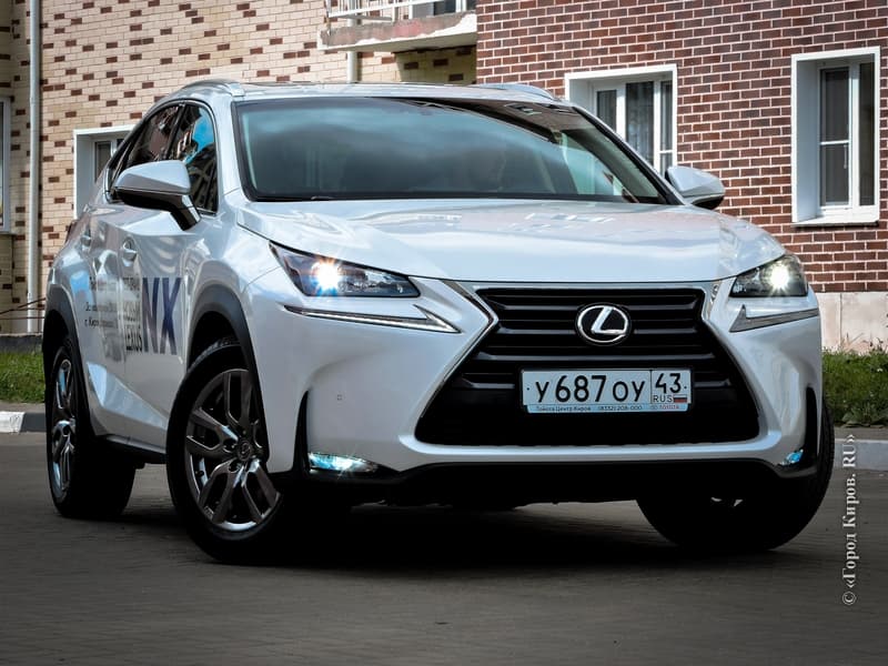 Тест-драйв Lexus NX: гражданский космолет в городских джунглях