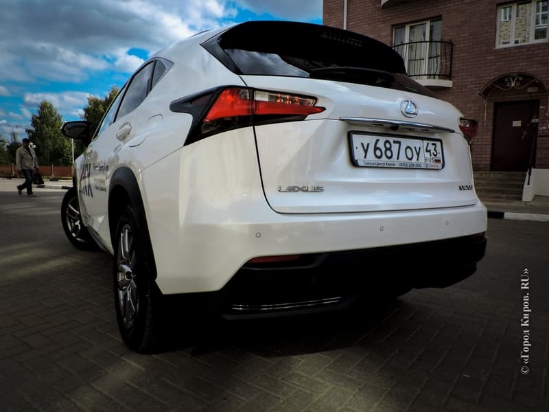 Тест-драйв Lexus NX: гражданский космолет в городских джунглях