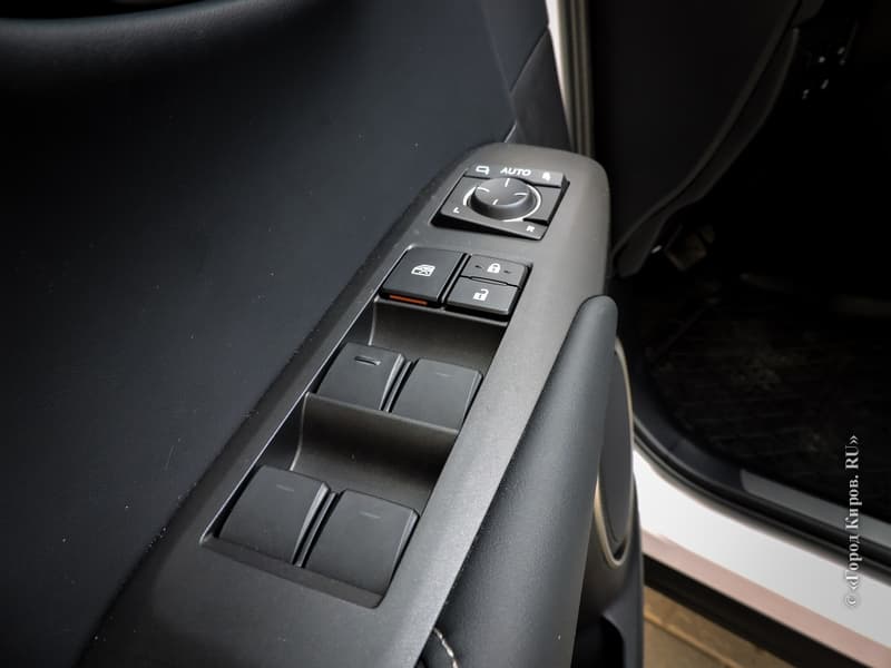 Тест-драйв Lexus NX: гражданский космолет в городских джунглях