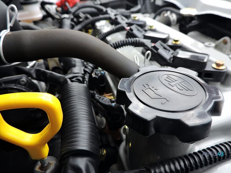 Тест-драйв FAW V5 против Lada Granta: бой в супер легком весе