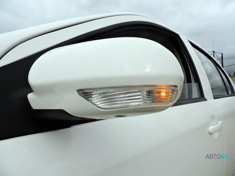 Тест-драйв FAW V5 против Lada Granta: бой в супер легком весе