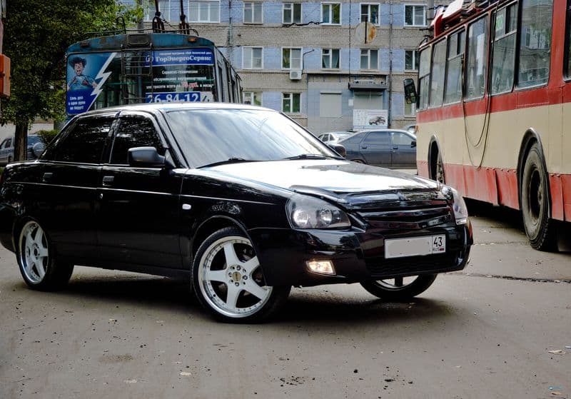 Тест-драйв Lada Priora r18: когда «обувь» задаёт стиль
