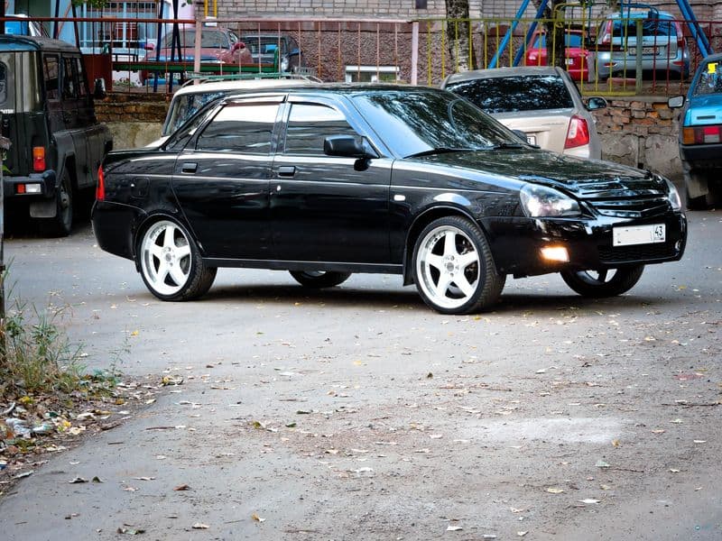 Тест-драйв Lada Priora r18: когда «обувь» задаёт стиль
