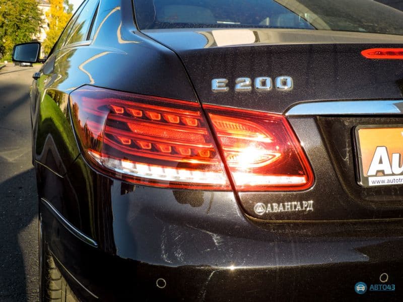 Тест-драйв Mercedes E200 Coupe: без внимания не останешься