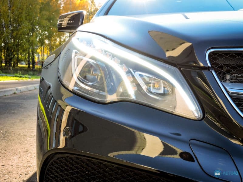 Тест-драйв Mercedes E200 Coupe: без внимания не останешься