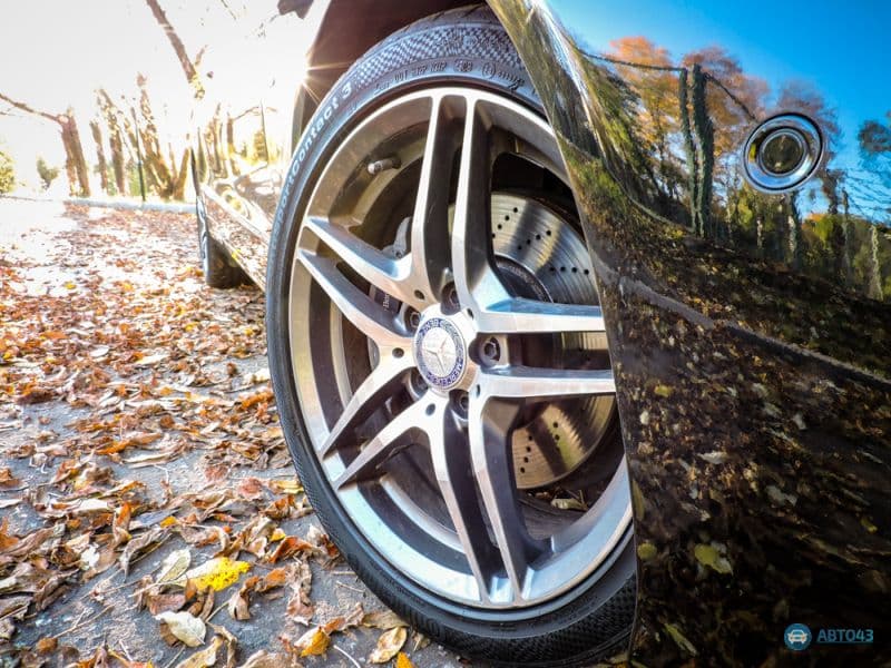 Тест-драйв Mercedes E200 Coupe: без внимания не останешься