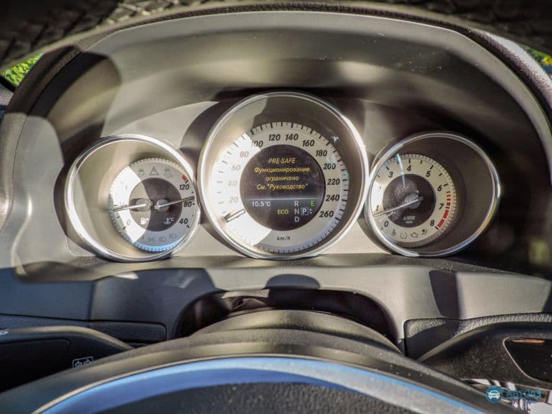 Тест-драйв Mercedes E200 Coupe: без внимания не останешься