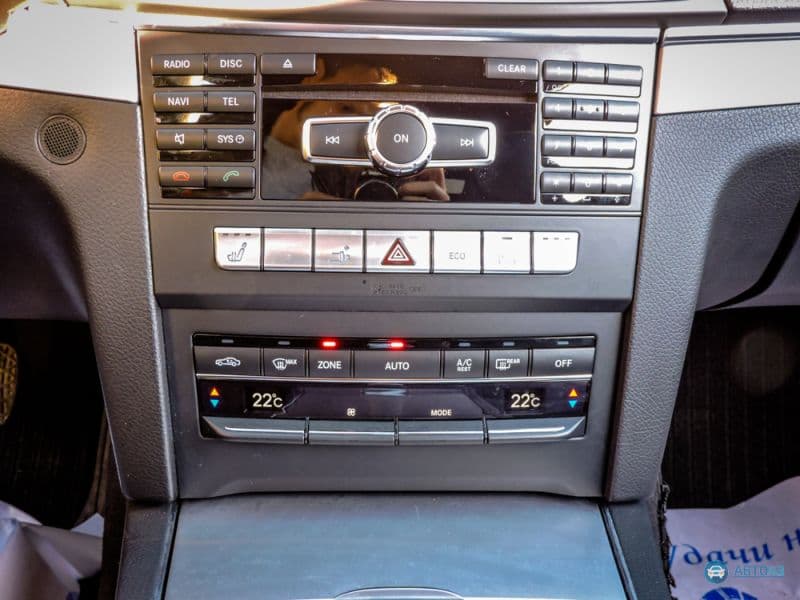 Тест-драйв Mercedes E200 Coupe: без внимания не останешься