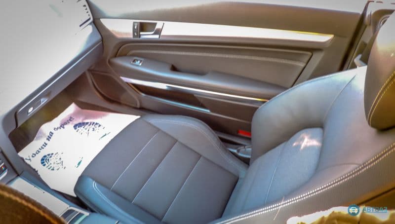 Тест-драйв Mercedes E200 Coupe: без внимания не останешься