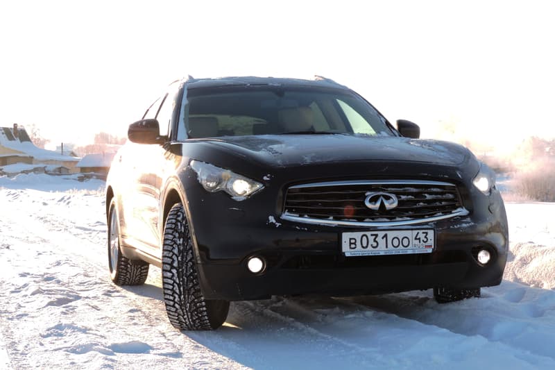 Тест-драйв Infiniti FX 37: искра, буря, безумие