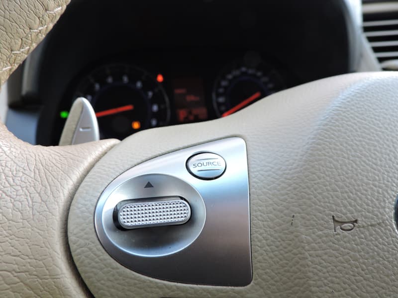 Тест-драйв Infiniti FX 37: искра, буря, безумие