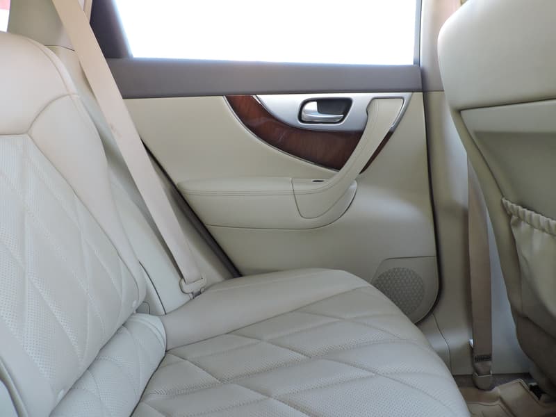 Тест-драйв Infiniti FX 37: искра, буря, безумие