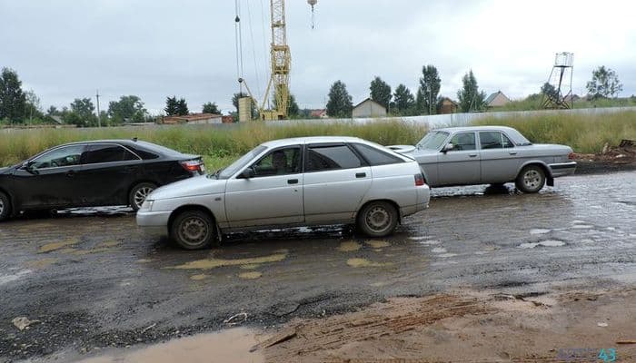 Дороги Кирова, по которым лучше пока не ездить - «подвеску оставишь либо колёса»
