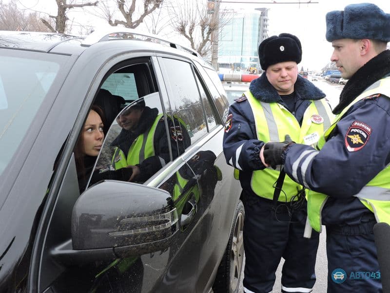 Тонировке бой. ГИБДД начала проводить рейды