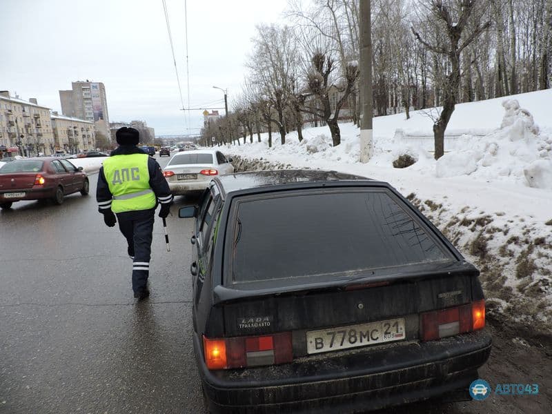 Тонировке бой. ГИБДД начала проводить рейды