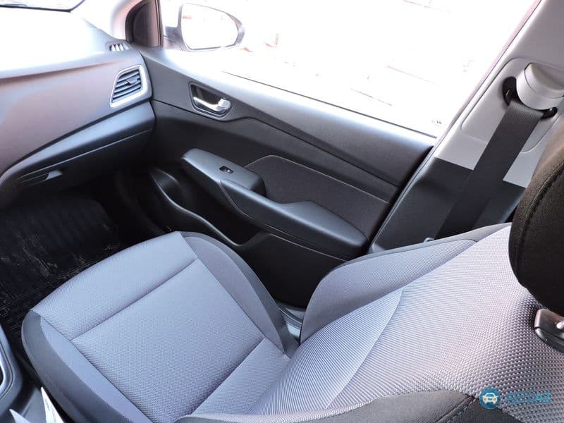 Тест-драйв Hyundai Solaris: наконец-то он перестал быть корейским