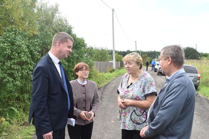 «Дорога жизни» для маленькой деревушки: отремонтирована важная грунтовая дорога