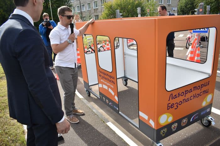 В Кирове появилась первая передвижная «Лаборатория безопасности»