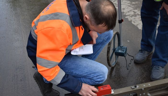 «С небольшими замечаниями»: в Кирове эксперты провели приёмку Динамовского проезда 