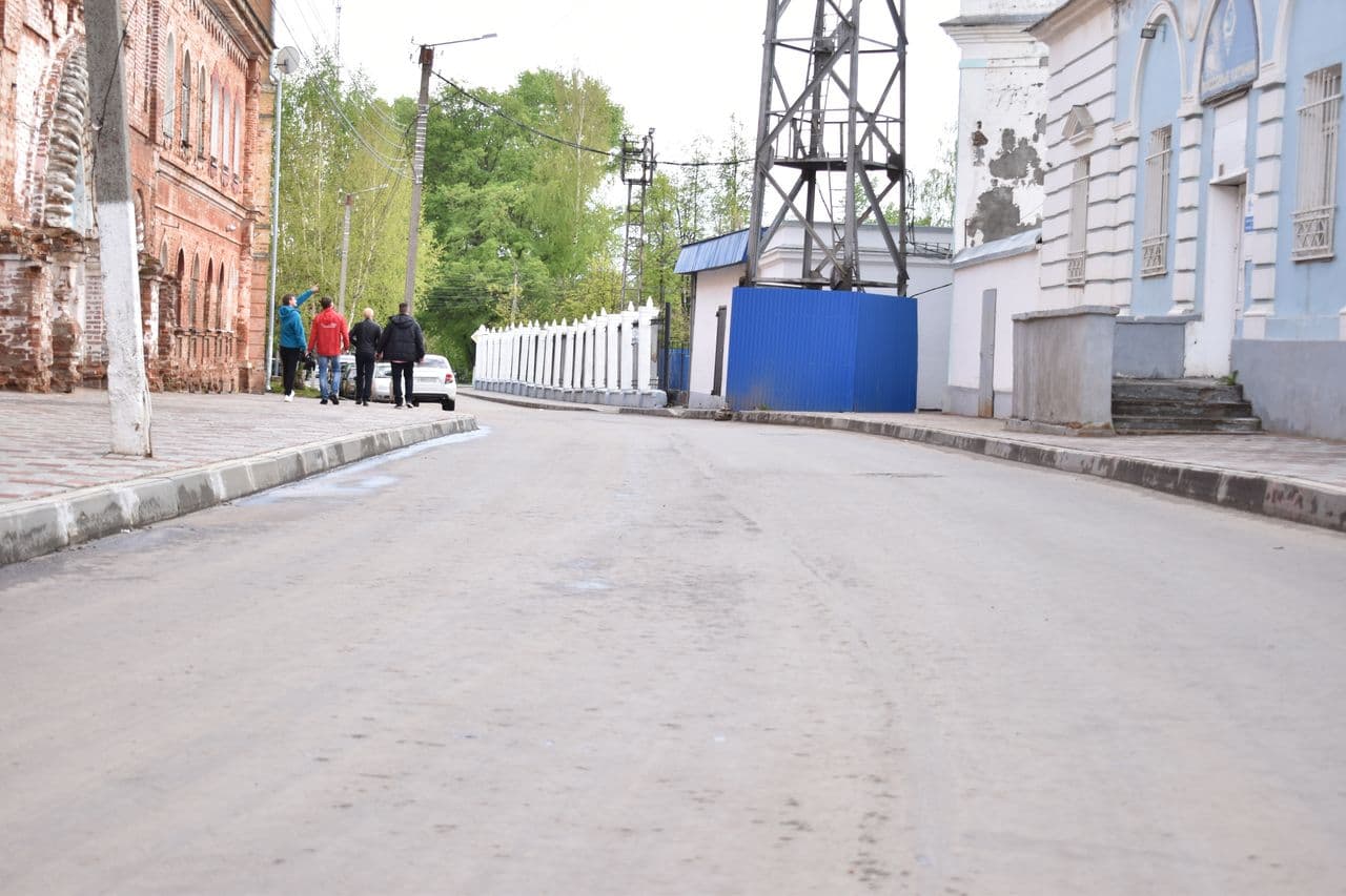 «С небольшими замечаниями»: в Кирове эксперты провели приёмку Динамовского проезда 