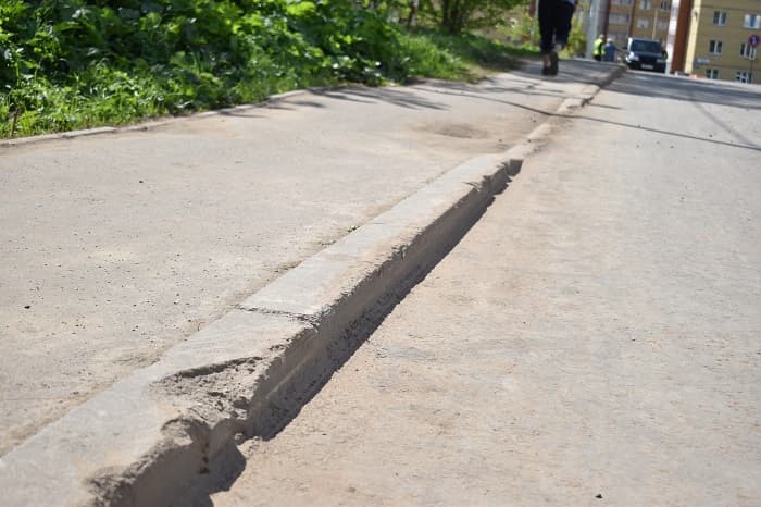 В Кирове отремонтировали дорогу возле онкоцентра: сегодня состоялась приемка