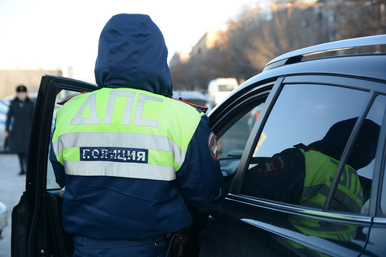 ДПСники и судебные приставы начали отлавливать должников с помощью треног