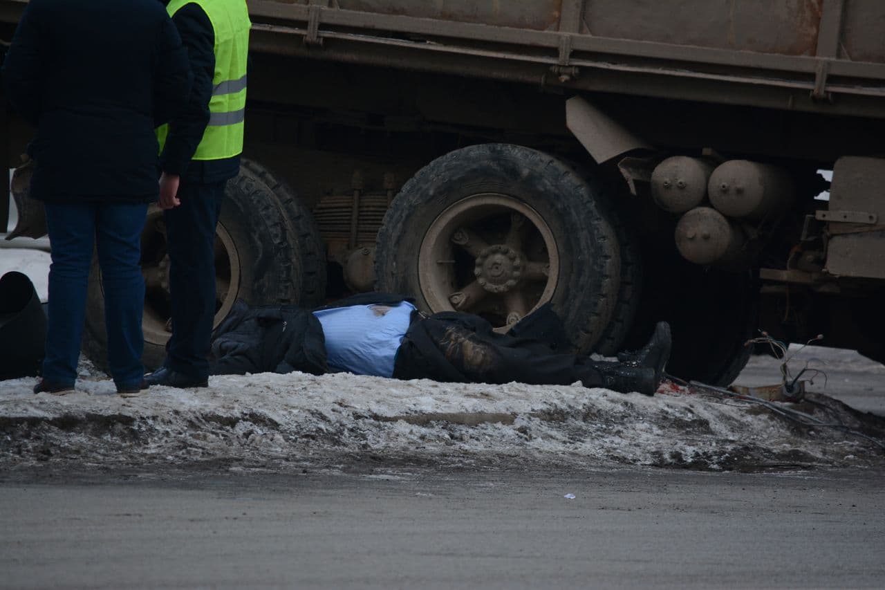 В Кирове на «заколдованном» перекрестке грузовик насмерть сбил пенсионера