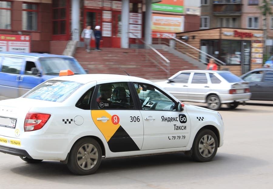Нововведение для таксистов с сентября 2024: какие документы обязательно нужны