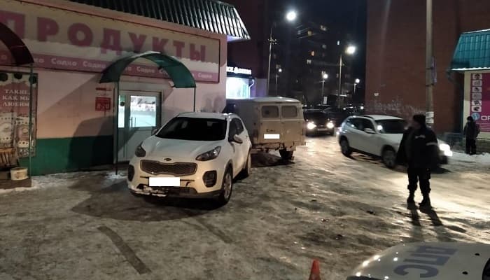 В Вятскополянском районе пьяная женщина на «Уазике» сбила мусорку