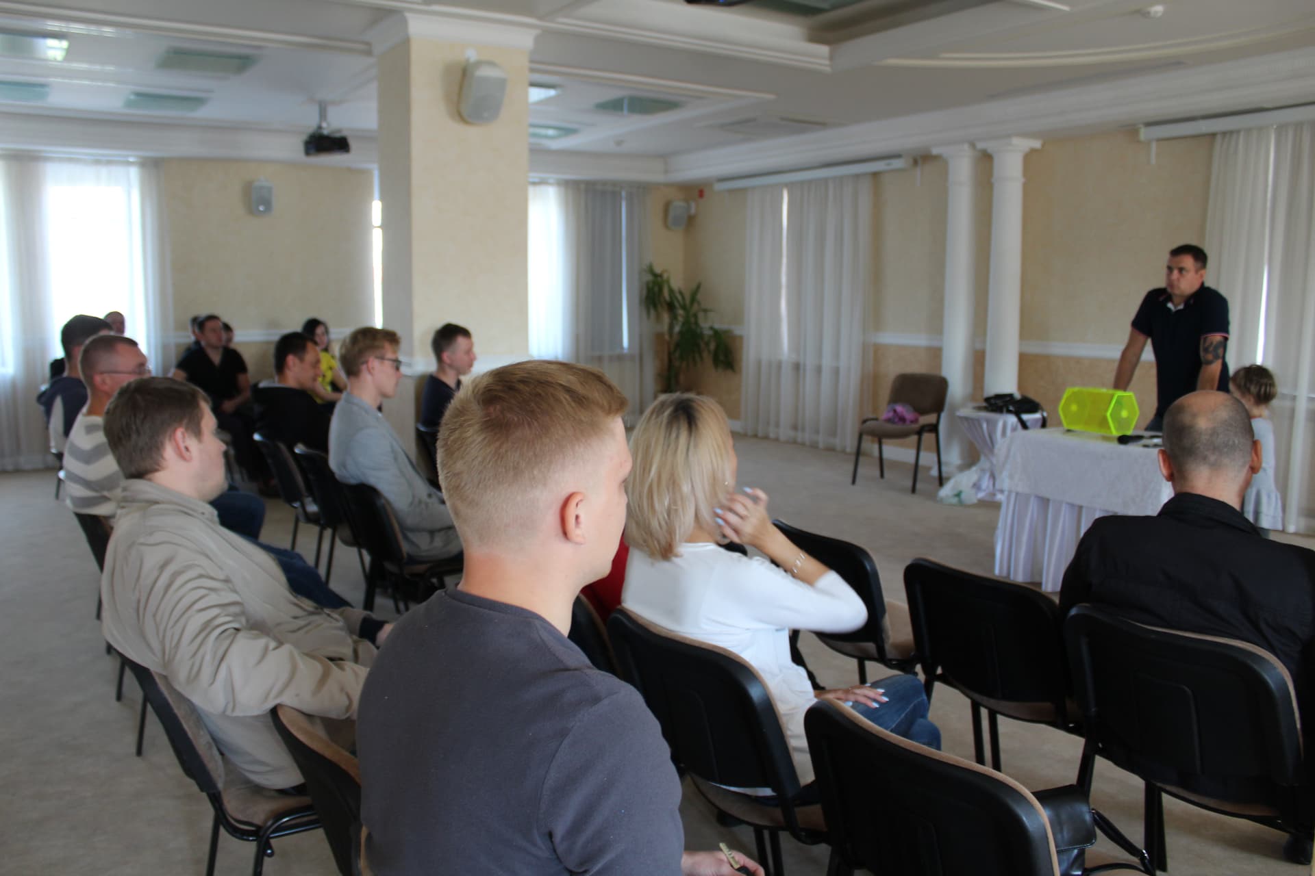 Компания ООО “Миллион друзей” провела розыгрыш среди своих клиентов