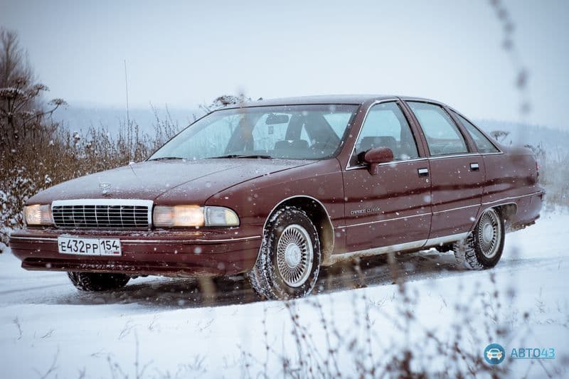 Тест-драйв Chevrolet Caprice: 5,5-метровый локомотив
